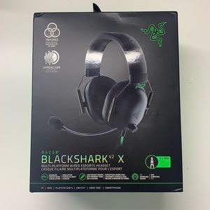 Razer BlackShark V2 X - Black
Multi-platform wired esports headset